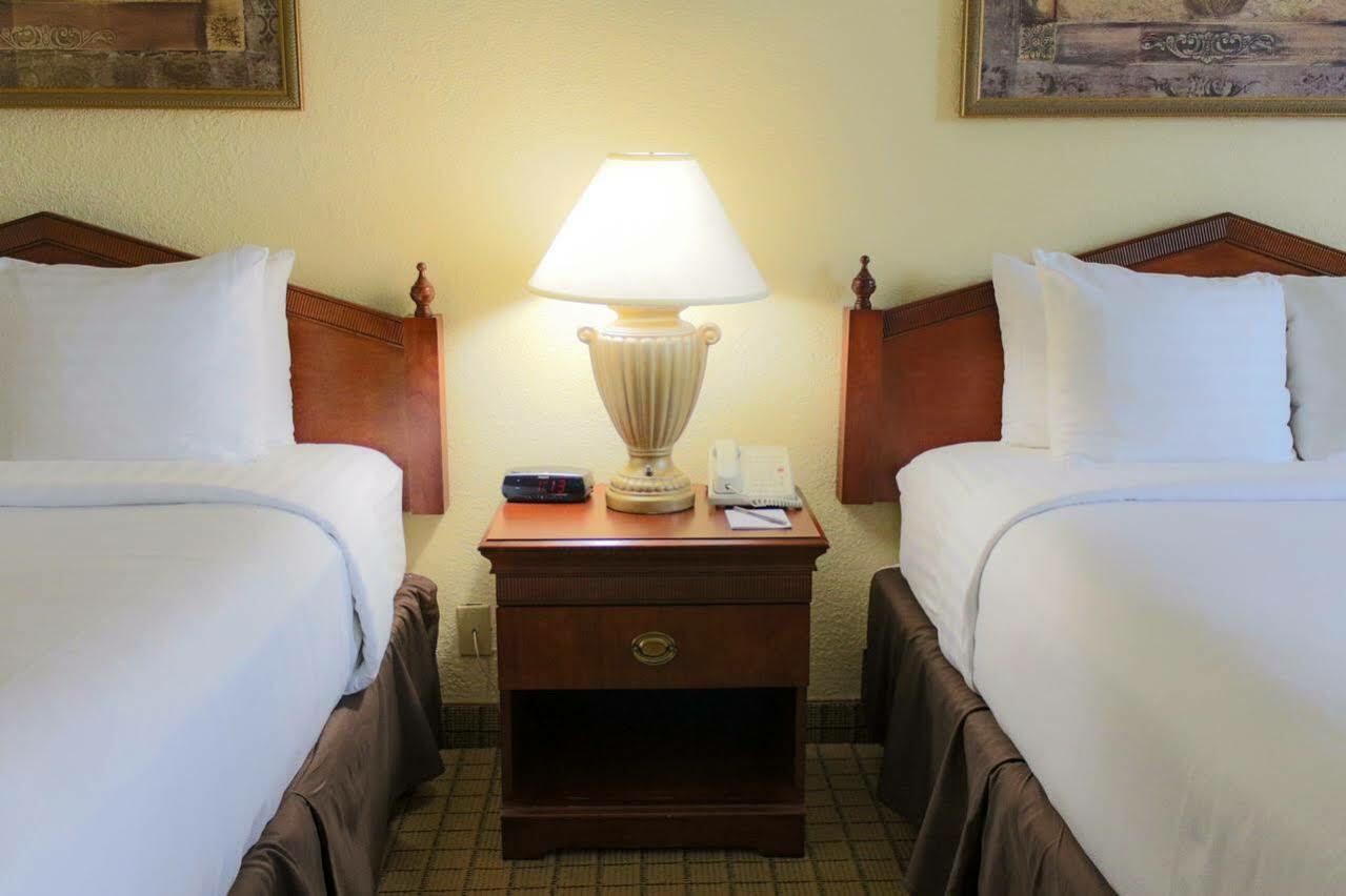 Ramada Plaza By Wyndham Atlanta Downtown Capitol Park Otel Dış mekan fotoğraf